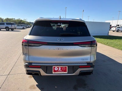 2023 INFINITI QX60 LUXE