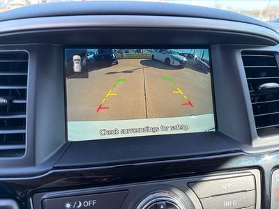 2020 Nissan Pathfinder S