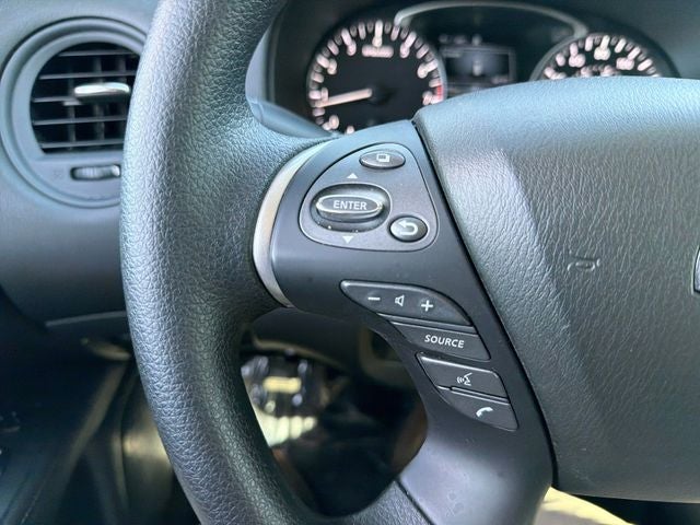 2020 Nissan Pathfinder S