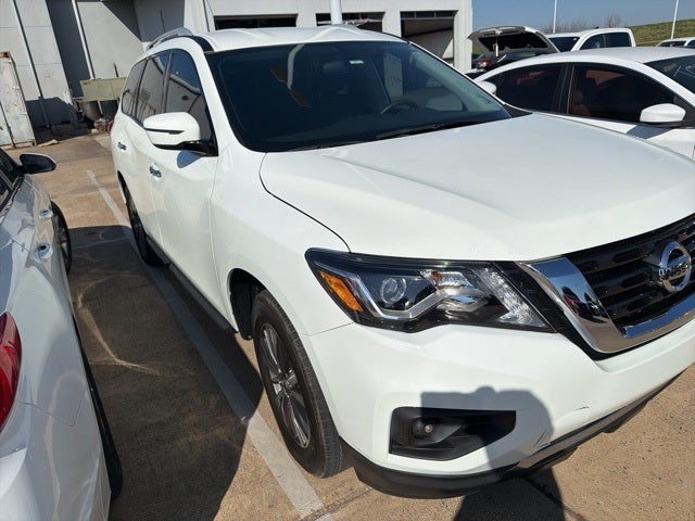 2020 Nissan Pathfinder S