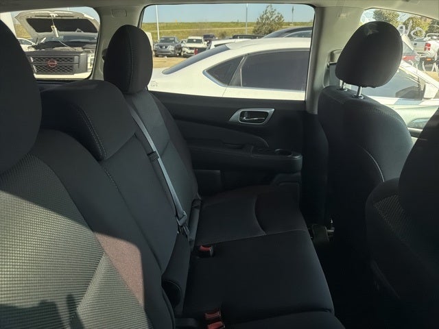 2020 Nissan Pathfinder S