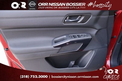 2026 Nissan Pathfinder SV
