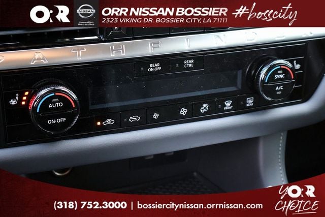 2026 Nissan Pathfinder SV