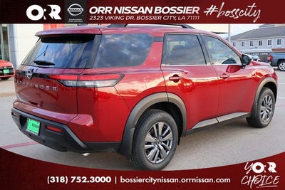 2026 Nissan Pathfinder SV