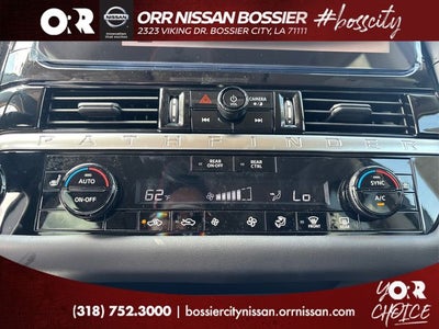 2026 Nissan Pathfinder SV