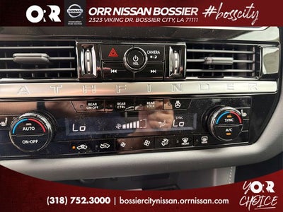 2026 Nissan Pathfinder SV
