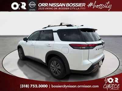 2026 Nissan Pathfinder SV
