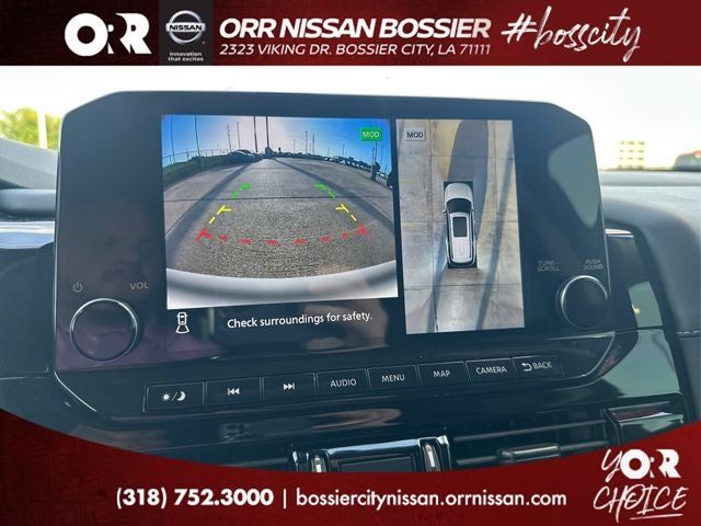 2025 Nissan Pathfinder SL