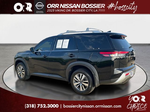 2025 Nissan Pathfinder SL