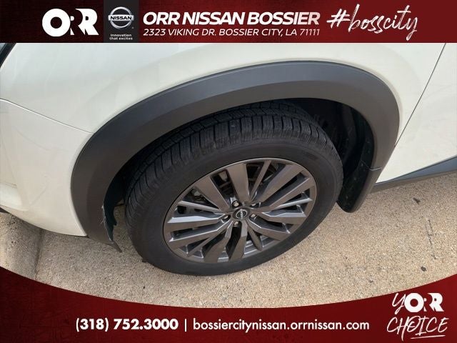 2024 Nissan Pathfinder SL