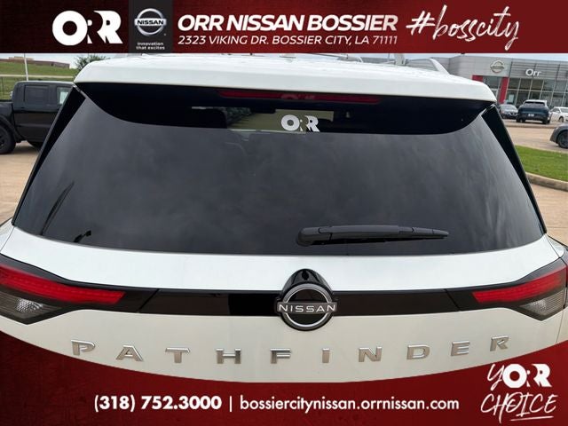 2024 Nissan Pathfinder SL