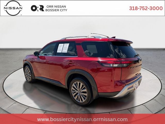 2024 Nissan Pathfinder SL