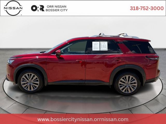 2024 Nissan Pathfinder SL
