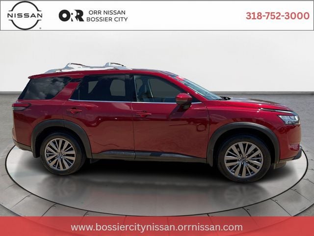 2024 Nissan Pathfinder SL