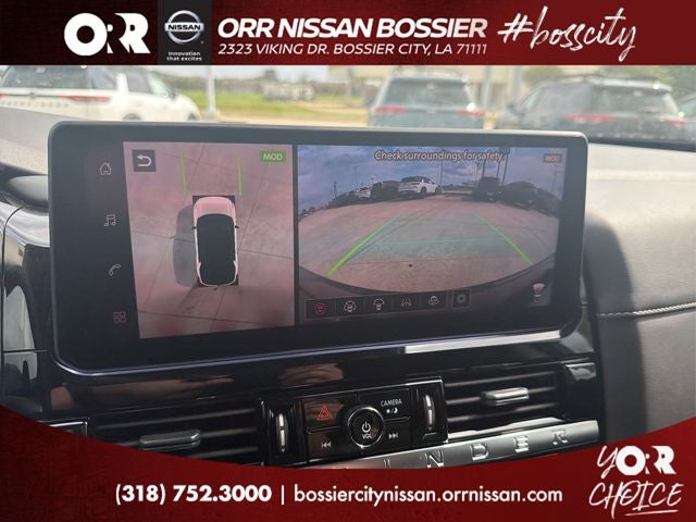 2026 Nissan Pathfinder SL