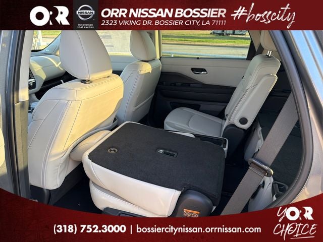 2026 Nissan Pathfinder SL