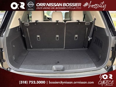 2026 Nissan Pathfinder SL