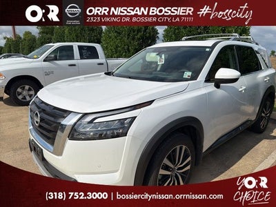 2025 Nissan Pathfinder Platinum