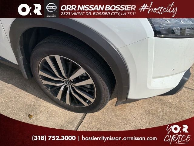 2025 Nissan Pathfinder Platinum