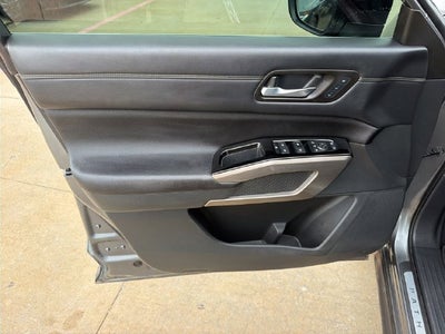 2024 Nissan Pathfinder Platinum