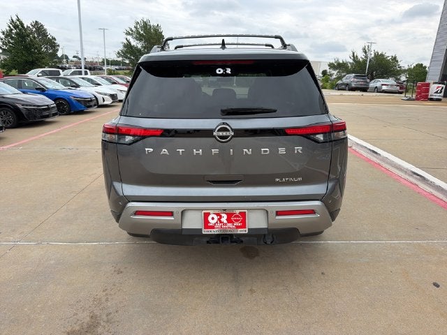 2024 Nissan Pathfinder Platinum