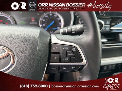 2022 Toyota Highlander Hybrid XLE