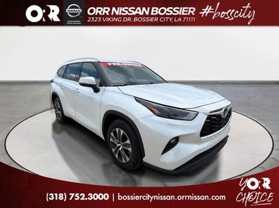2022 Toyota Highlander Hybrid XLE