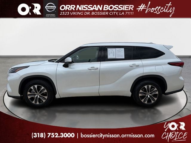2022 Toyota Highlander Hybrid XLE