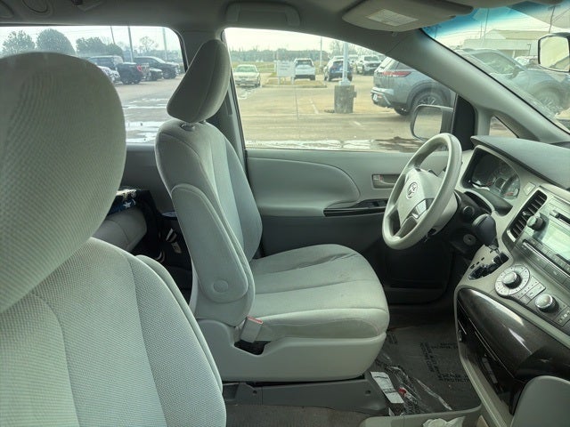 2011 Toyota Sienna Base