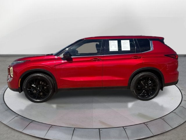 2023 Mitsubishi Outlander SE Black Edition