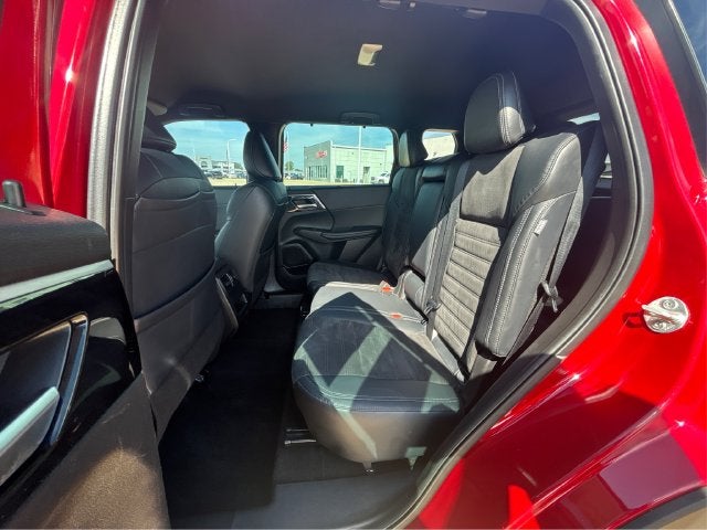 2023 Mitsubishi Outlander SE Black Edition