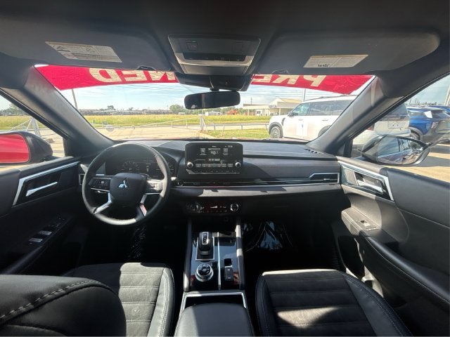 2023 Mitsubishi Outlander SE Black Edition