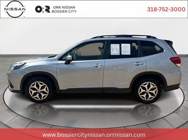 2024 Subaru Forester Premium