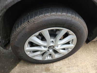 2022 Nissan Rogue Sport SV