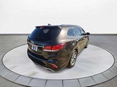 2017 Hyundai Santa Fe SE