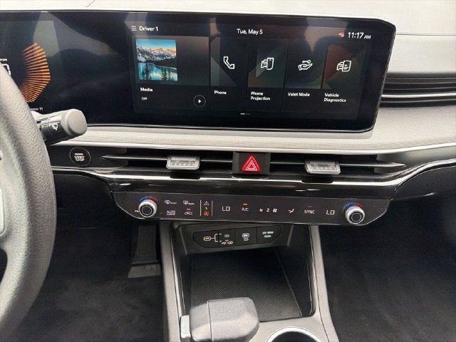 2026 Kia K5 LXS