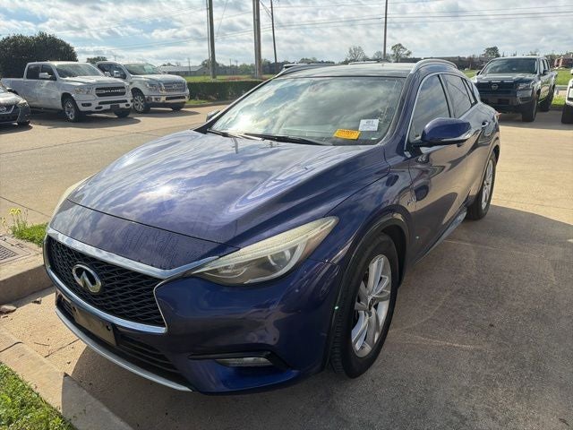 2018 INFINITI QX30 Premium