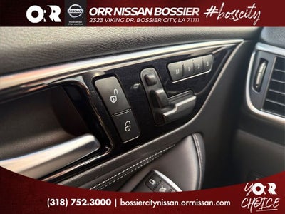 2018 INFINITI QX30 Premium