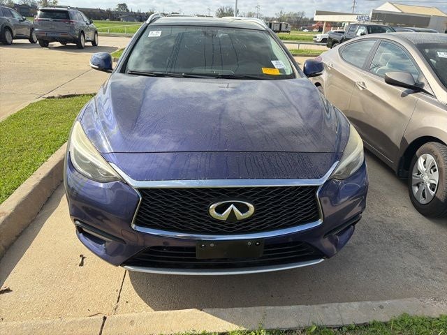 2018 INFINITI QX30 Premium